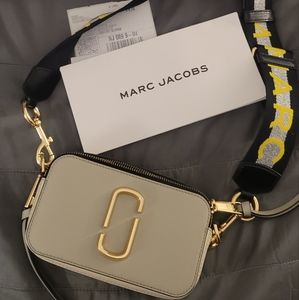 Marc Jacobs Women's Snapshot MJ Cross Body Bag
